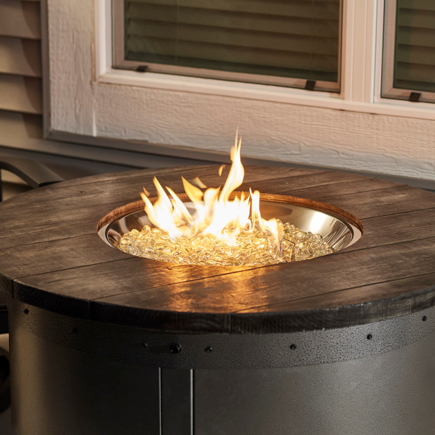 EDISON - Round Gas Fire Pit Table